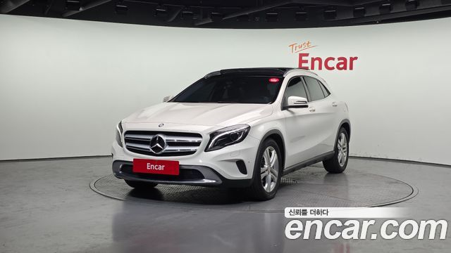 Mercedes-Benz GLA-Class