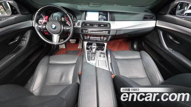 BMW 5 Series — interior