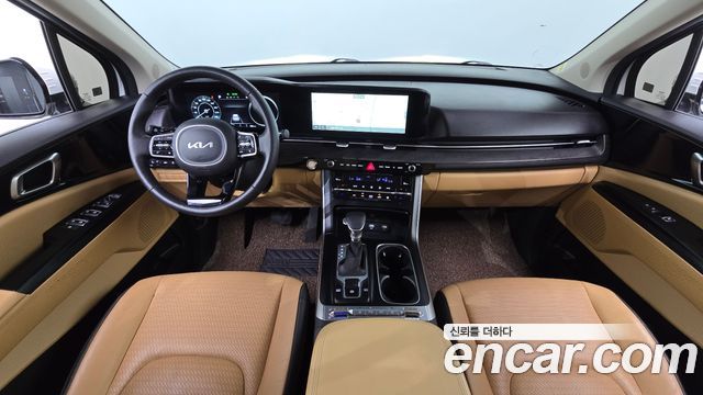 Kia Carnival — interior