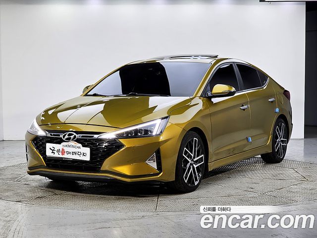 Hyundai Avante — exterior