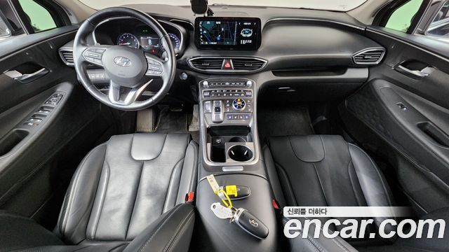 Hyundai Santa Fe — interior