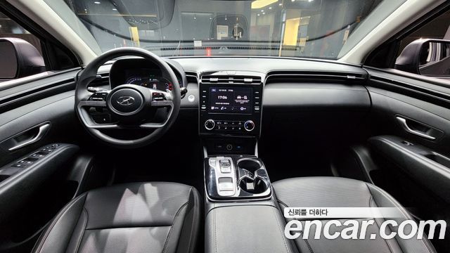 Hyundai Tucson — interior