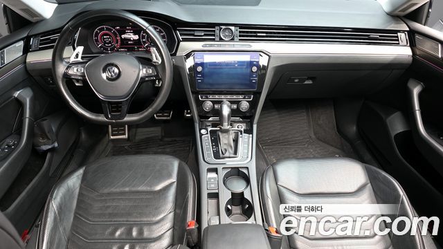 Volkswagen Arteon — interior