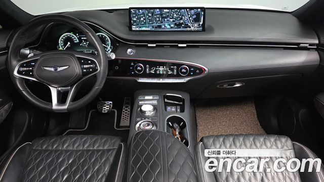 Genesis GV70 — interior