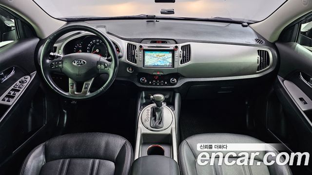 Kia Sportage — interior