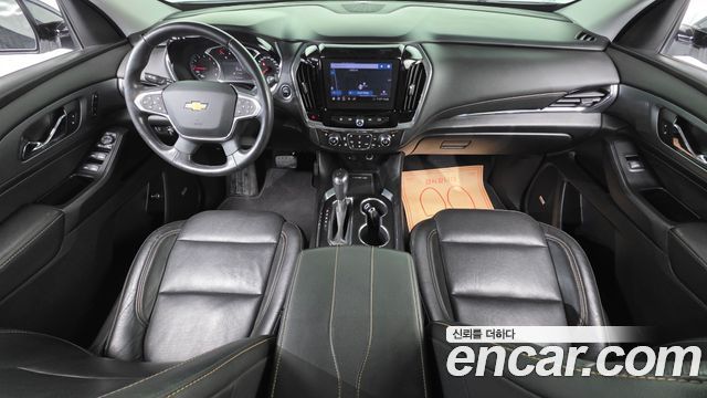 Chevrolet Korea Traverse — interior