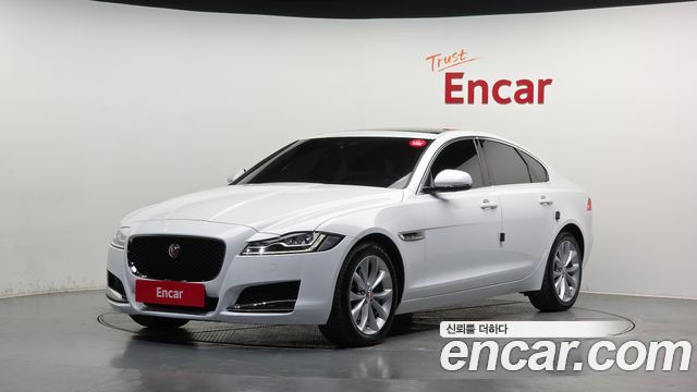 Jaguar XF — exterior
