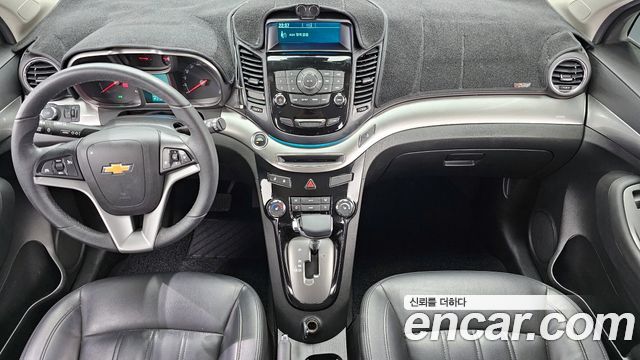 Chevrolet Korea Orlando — interior
