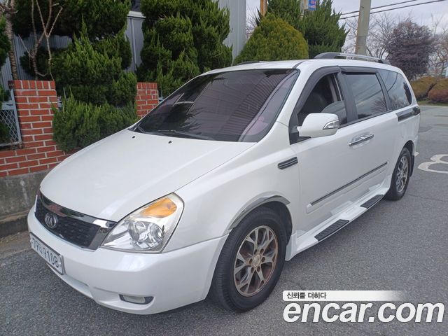 Kia Carnival — exterior