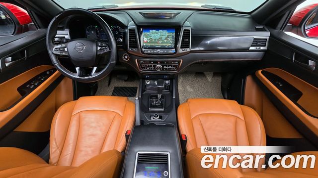 KG Mobility Rexton — interior
