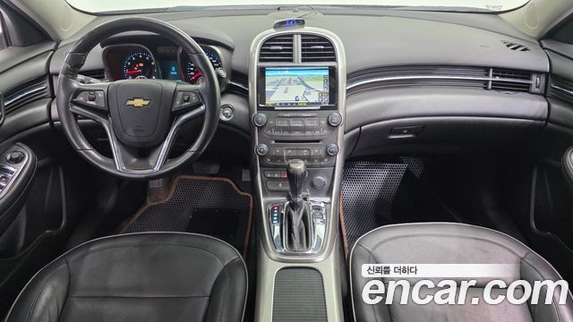 Chevrolet Korea Malibu — interior