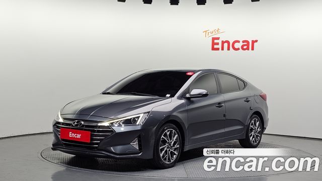 Hyundai Avante — exterior