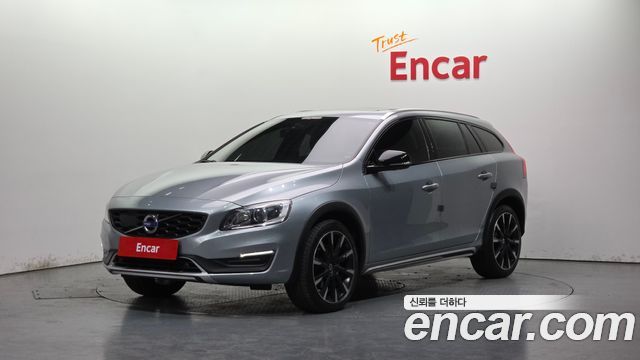 Volvo V60 — exterior