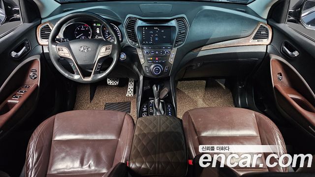 Hyundai Maxcruz — interior