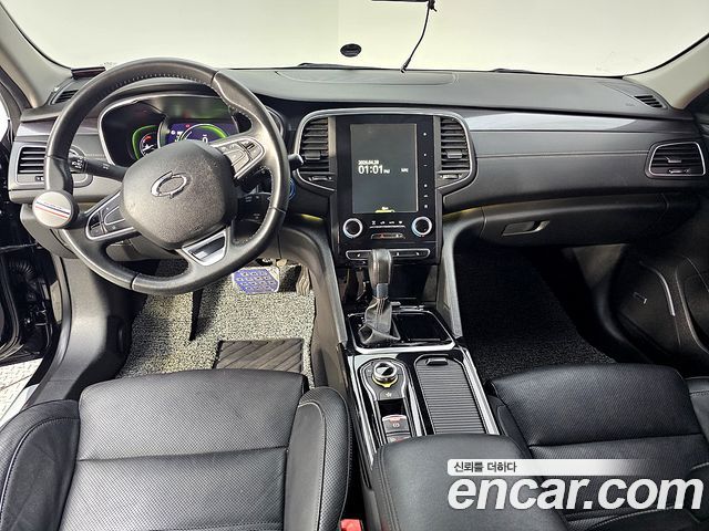 Renault Korea SM6 — interior