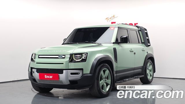 Land Rover Defender — exterior