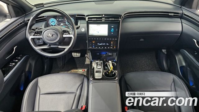 Hyundai Tucson — interior