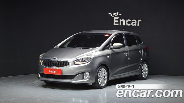 Kia Carens — exterior