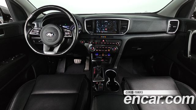 Kia Sportage — interior