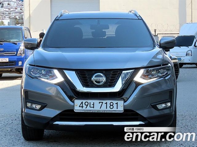 Nissan X-Trail — exterior