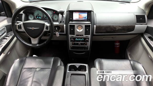 Chrysler Grand Voyager — interior