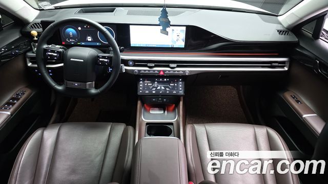 Hyundai Grandeur — interior