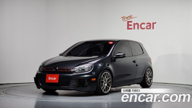 Volkswagen Golf — exterior