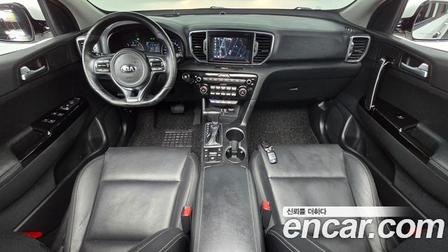 Kia Sportage — interior