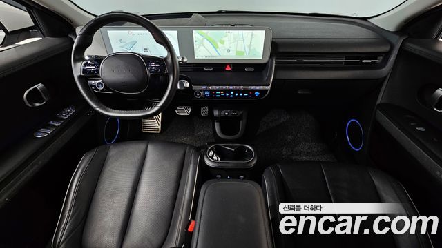 Hyundai IONIQ 5 — interior