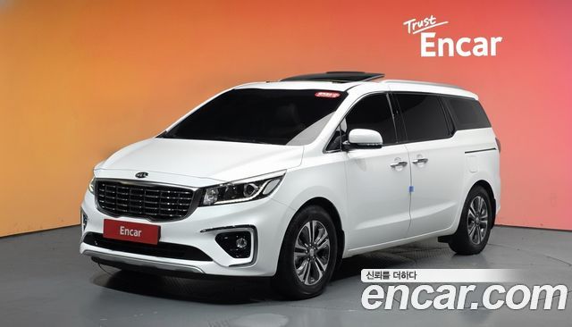 Kia Carnival — exterior