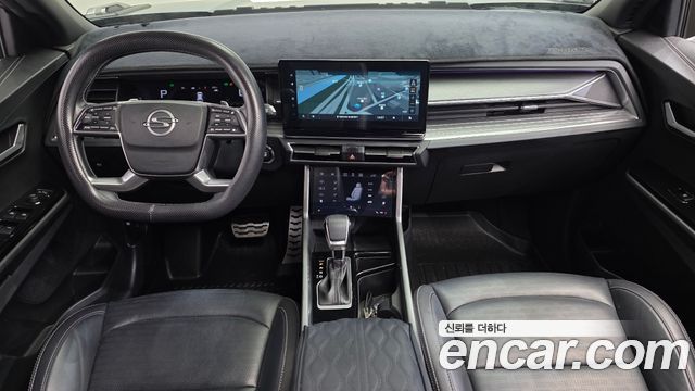 KG Mobility Torres — interior