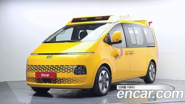Hyundai Staria — exterior