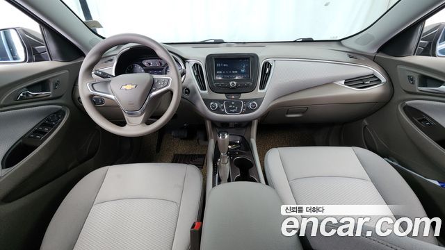 Chevrolet Korea Malibu — interior