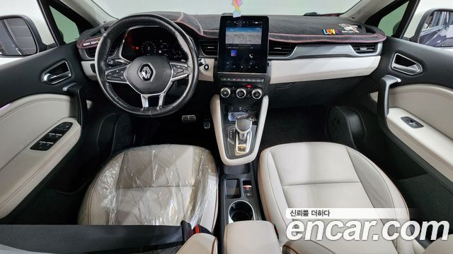 Renault Korea Captur — interior