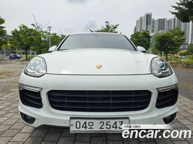 Porsche Cayenne — exterior
