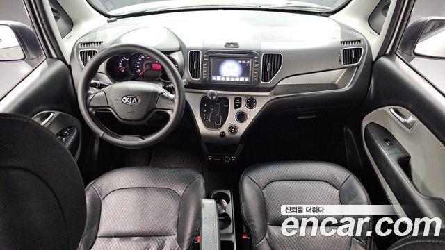 Kia Ray — interior