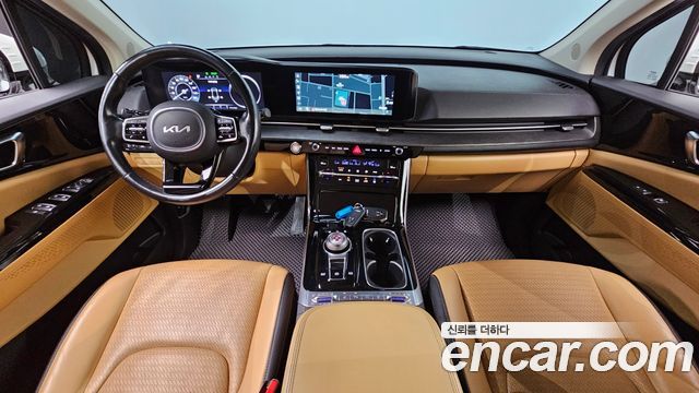 Kia Carnival — interior