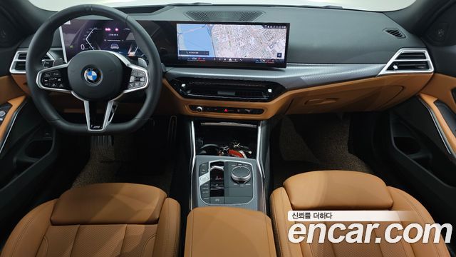 BMW 3 Series — interior