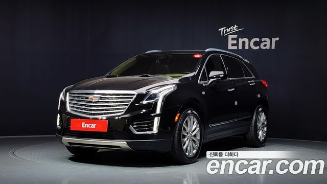 Cadillac XT5 — exterior