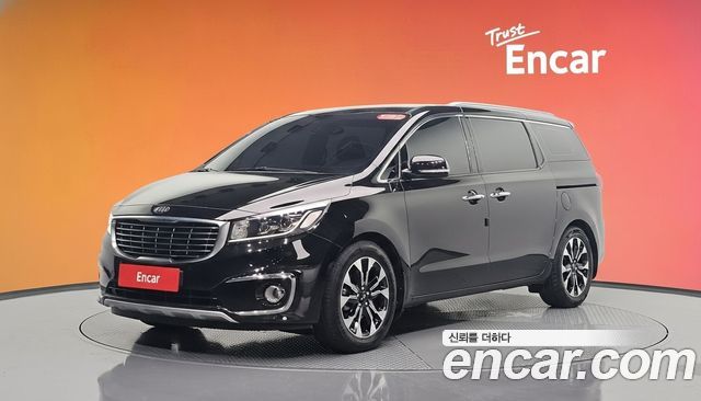 Kia Carnival — exterior