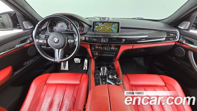BMW X6 M — interior