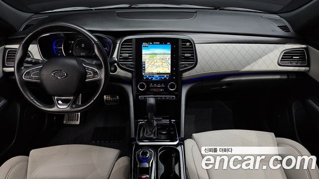 Renault Korea SM6 — interior