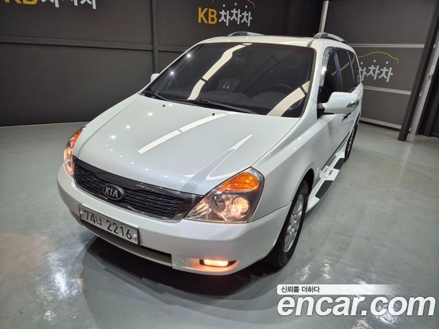 Kia Carnival — exterior