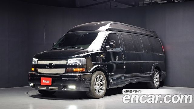 Chevrolet Express Van — exterior