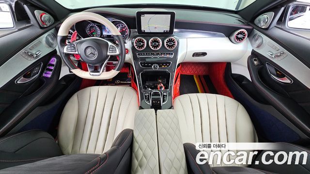 Mercedes-Benz C-Class — interior