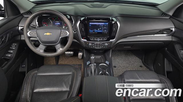 Chevrolet Korea Traverse — interior