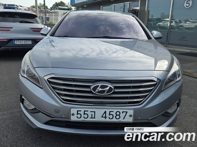 Hyundai Sonata — exterior