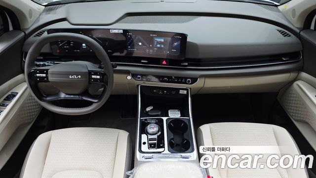 Kia Carnival — interior