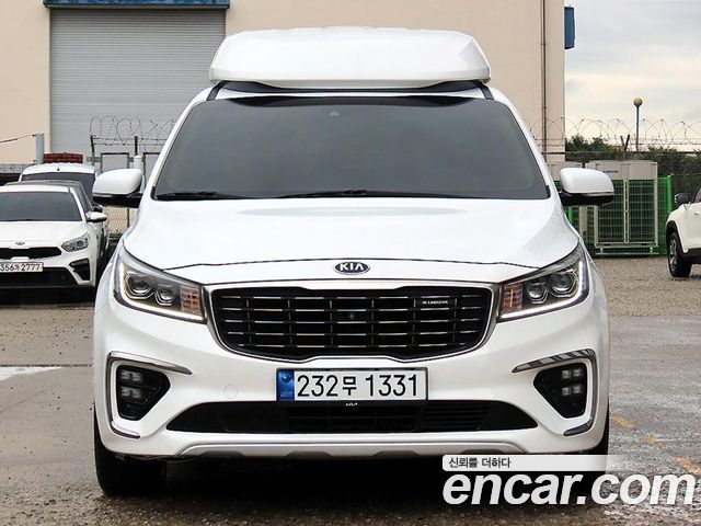 Kia Carnival — exterior