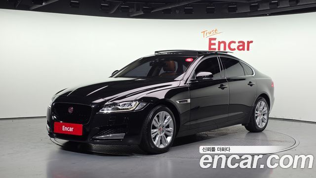 Jaguar XF — exterior